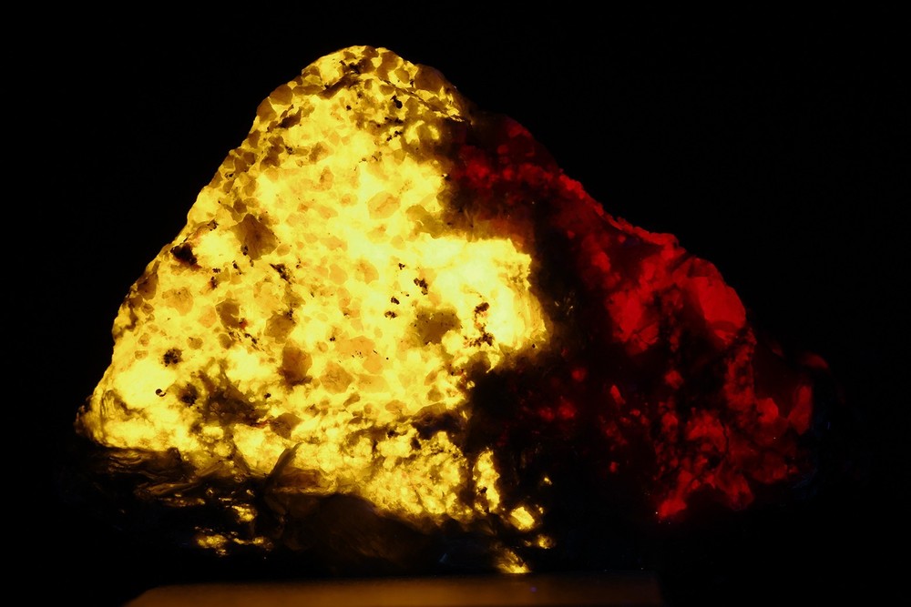 Fluorescent Ruby, Scapolite from China