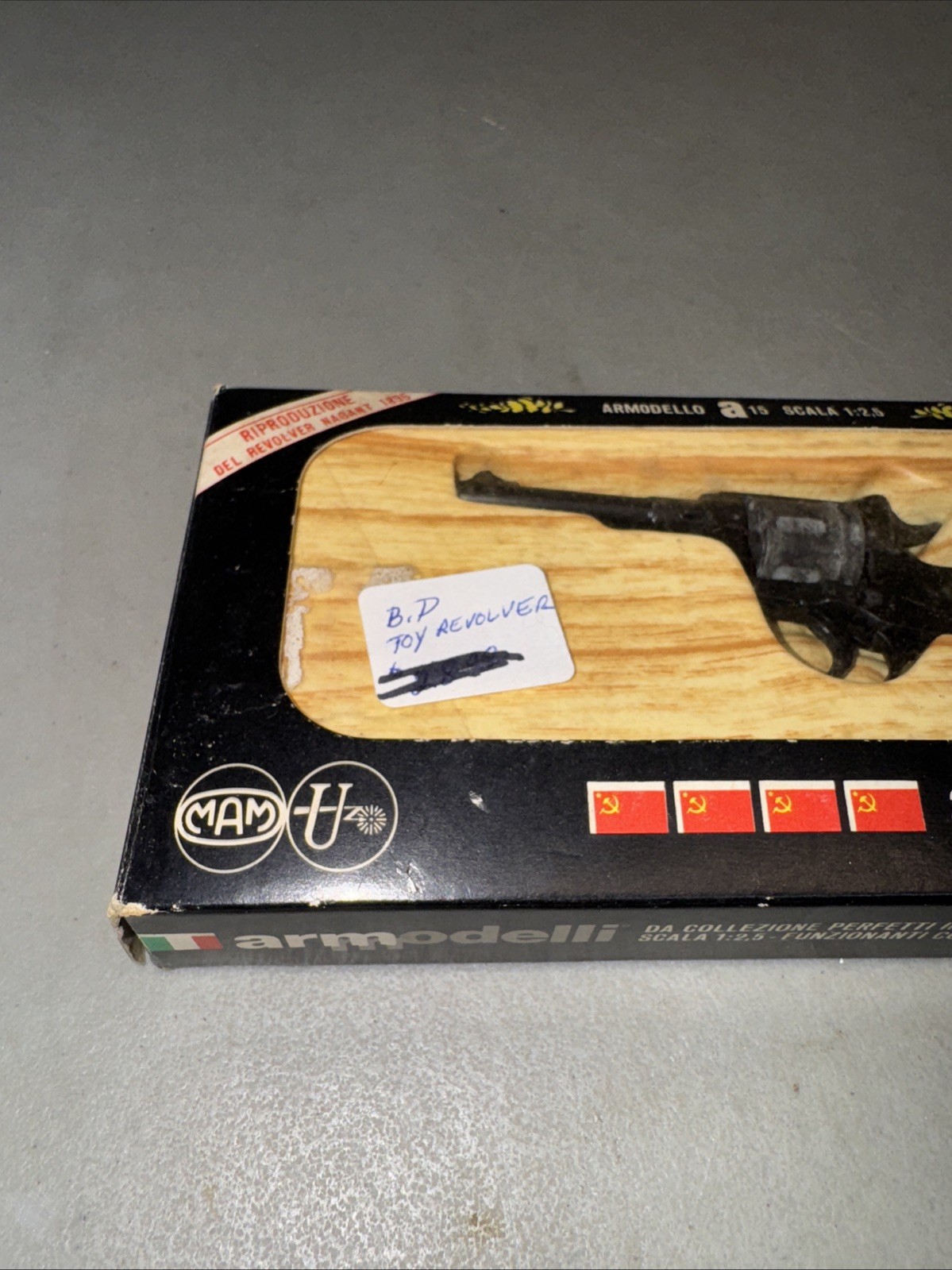 Armodelli Da Collezione Armodello A15 Scala 1:2,5 La Guerra Appears Al Chiodo