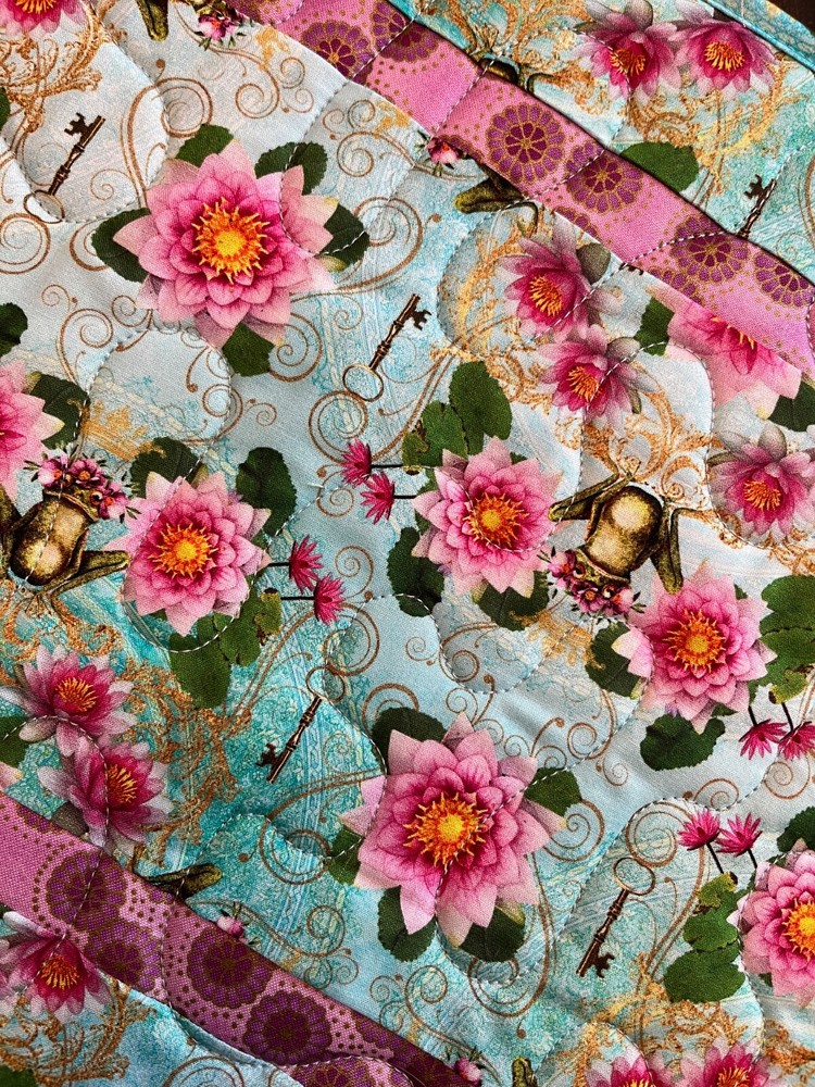 Handcrafted - Quilted Table Runner - Beautiful Blooms - Spring - NEW 2025