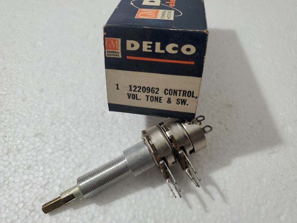 DELCO Control Volume Tone Switch Part #1220962  - Potentiometer