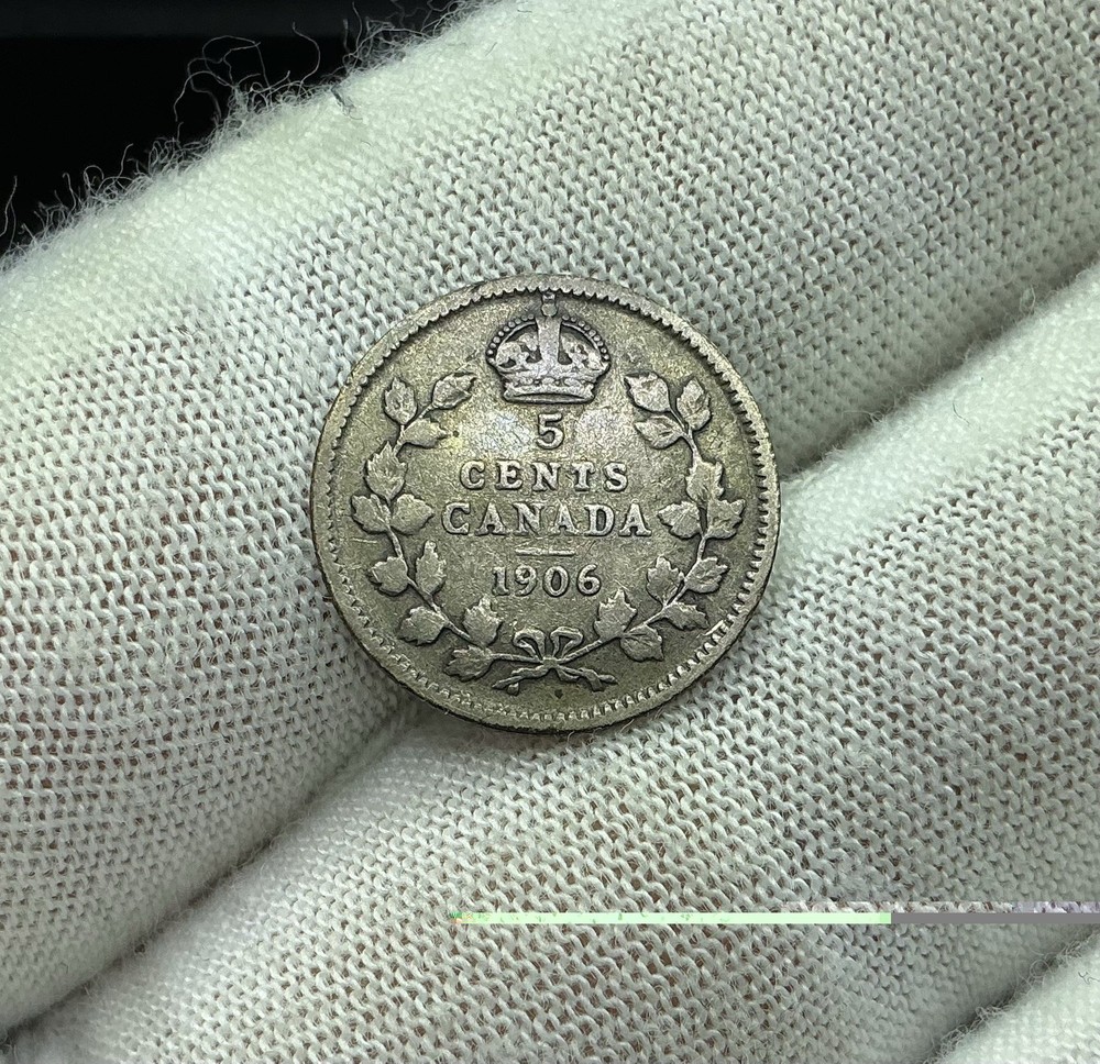 1906 Canada 5 Cents Silver Original Example.  Free Shipping !! U200