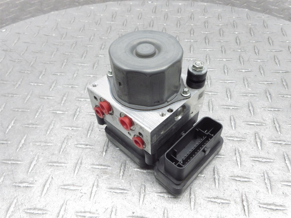 2014 13-14 Ducati Multistrada 1200S Touring ABS Pump Brake Module Control Unit