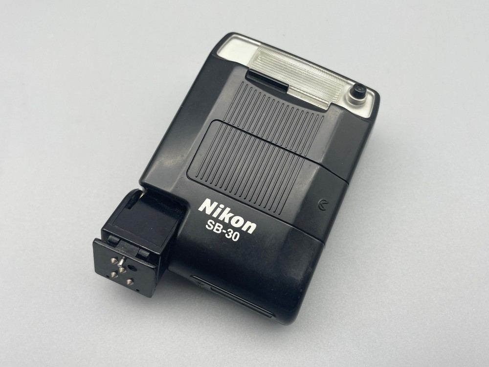 Nikon Speedlight SB-30 Shoe Mount Flash