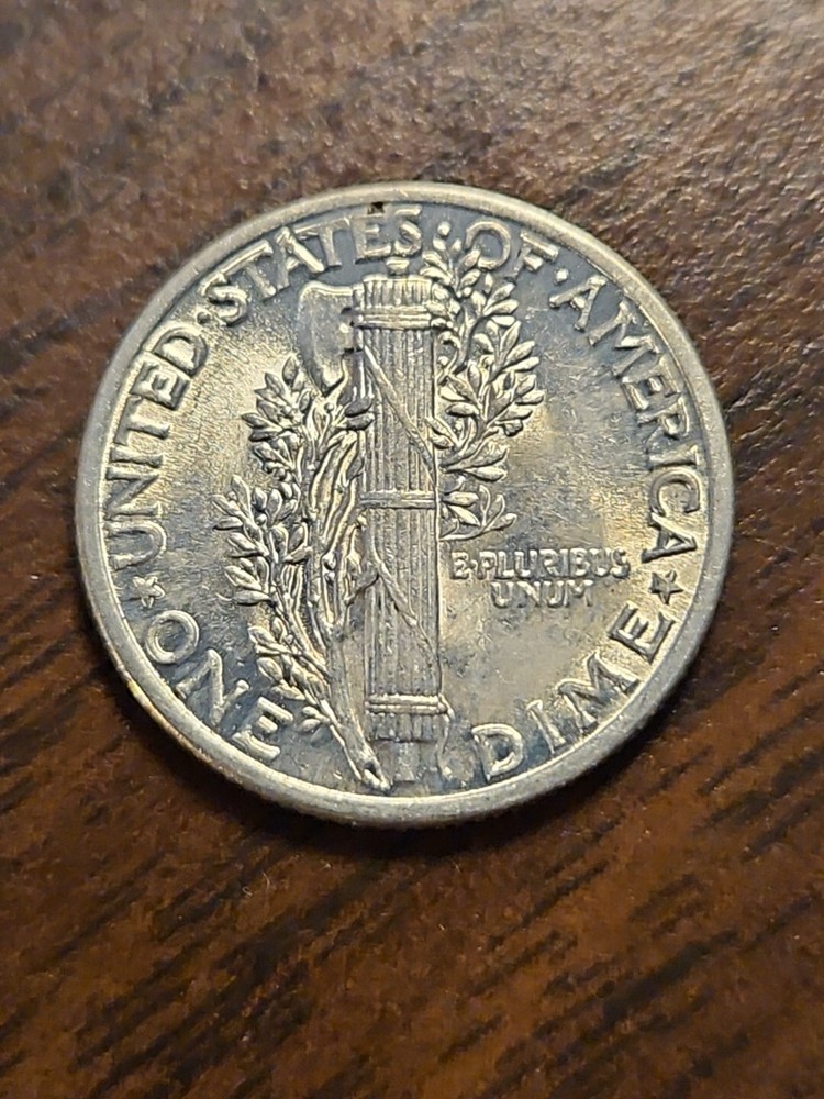 1935 Silver Mercury Dime BU