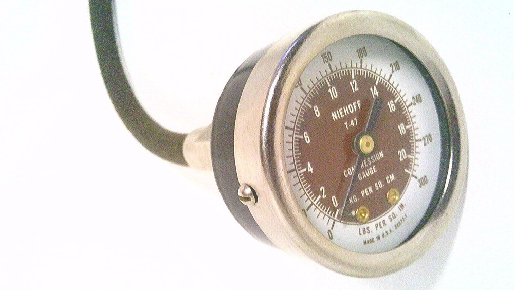 ✅ Niehoff~T-47~0-300 PSI~COMPRESSION Tester~Vintage