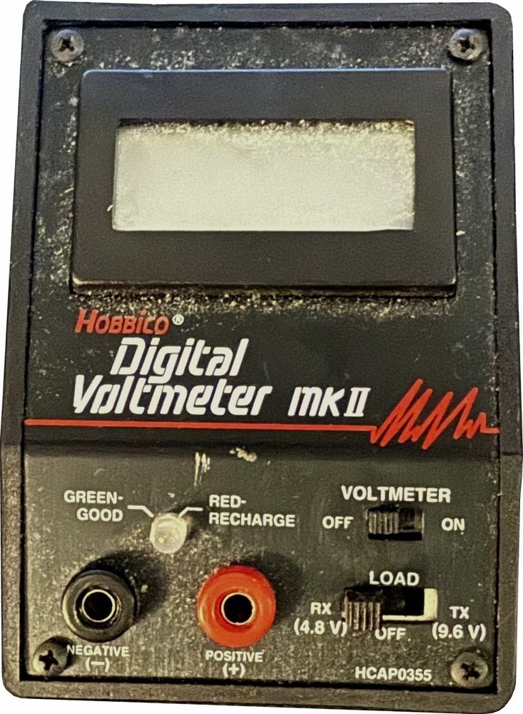 Hobbico digital voltmeter HCAP0355