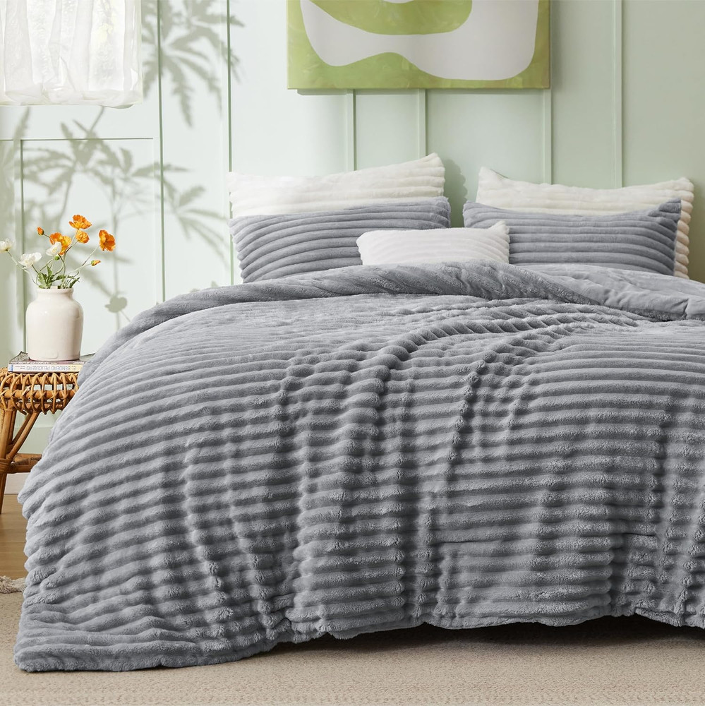 King Comforter - Gentlesoft™ 3 Pieces Double-Side Fleece Fluffy Grey Comforter S