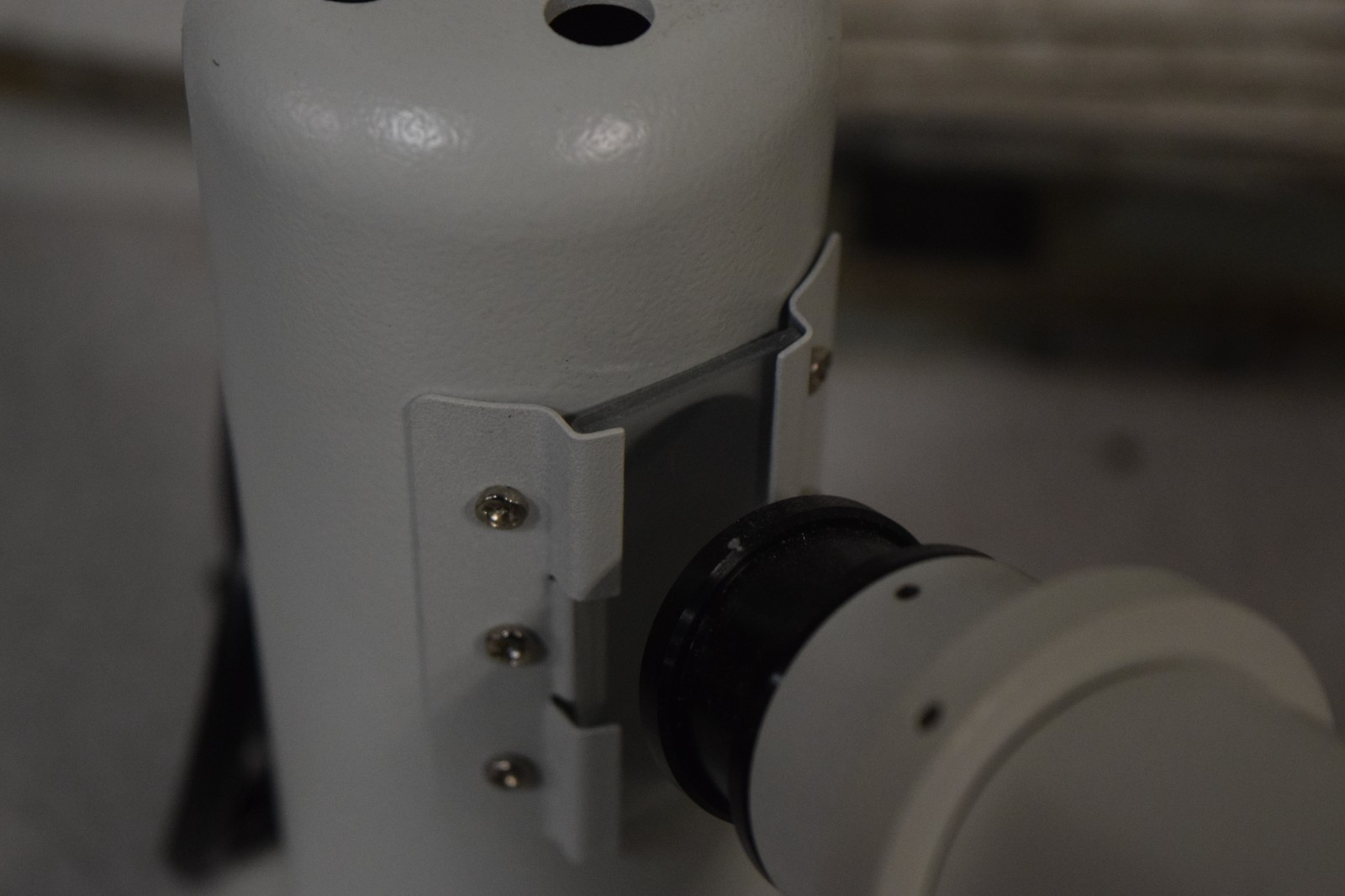 Azzota Corporation Disc Polarimeter