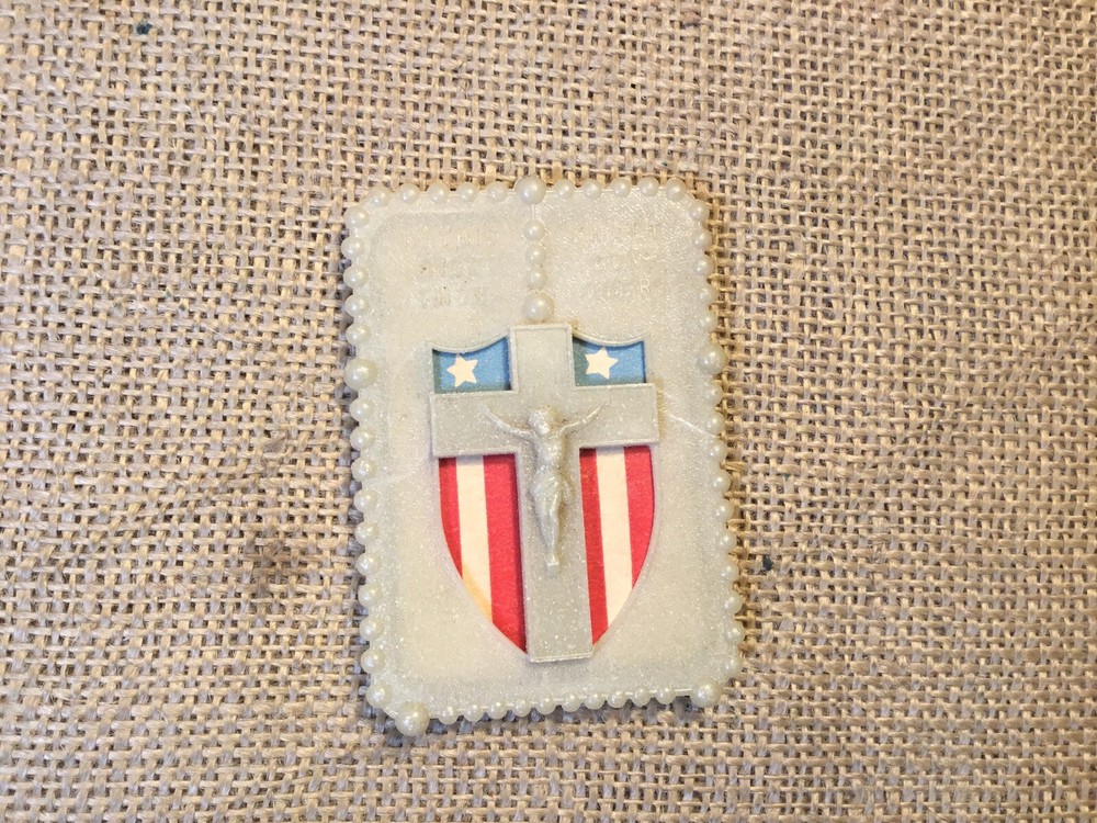 ORIGINAL WWII US MY SHIELD OF PRAYER LOCKET / BOOKLET