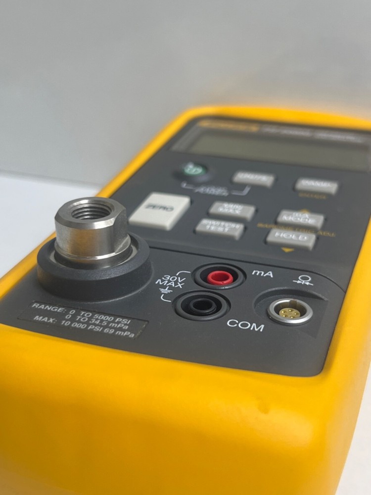 Fluke 717-5000G Pressure Calibrator