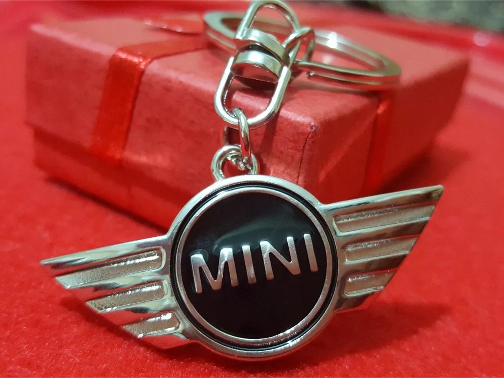 Mini Keychain – Chrome Black Silver Key Ring + Velvet Bag – Gift Idea