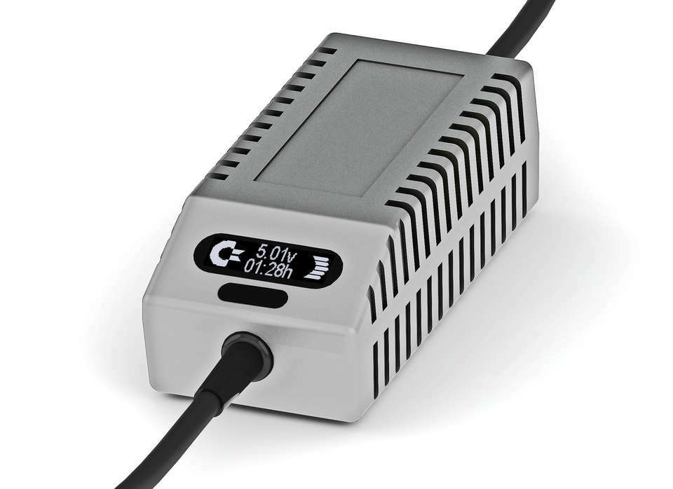 C64 PSU Modern US - Replacement Commodore 64 Power Supply, US Plug, OLED Digital