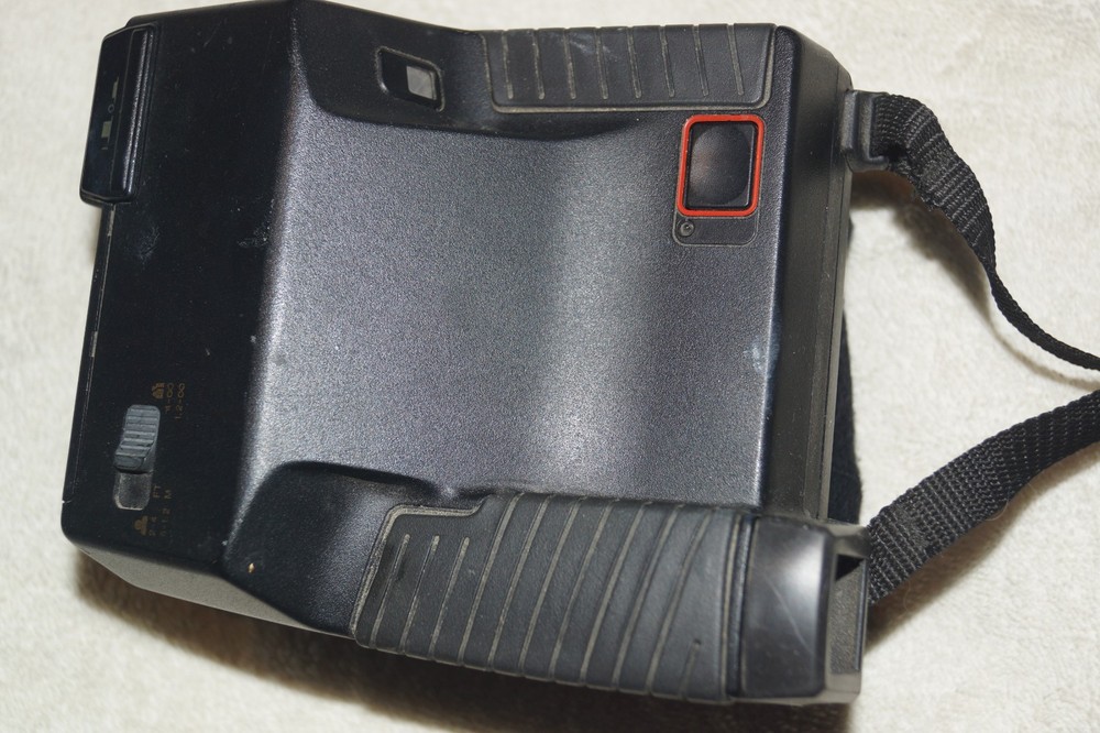 POLAROID IMPULSE SE INSTANT CAMERA AUTO FOCUS SYSTEM GOOD CONDITION