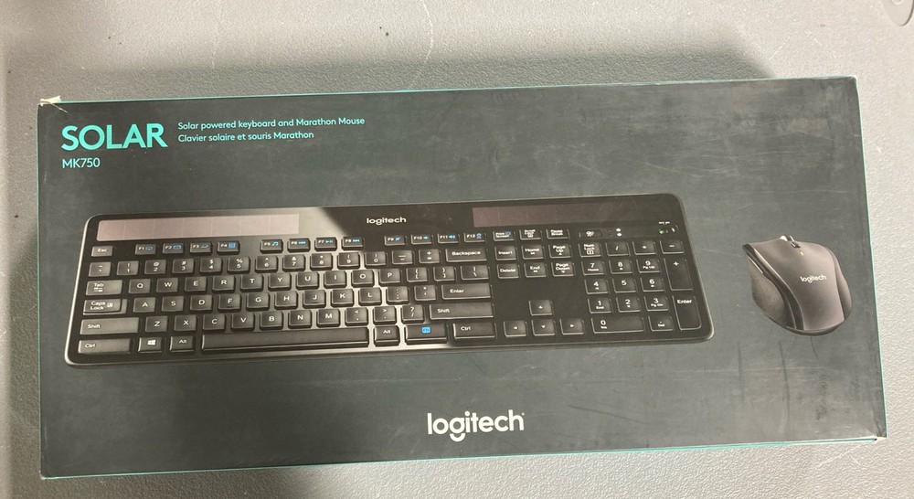 Logitech 920-005002 MK750 Solar Wireless Keyboard with Mouse. EL
