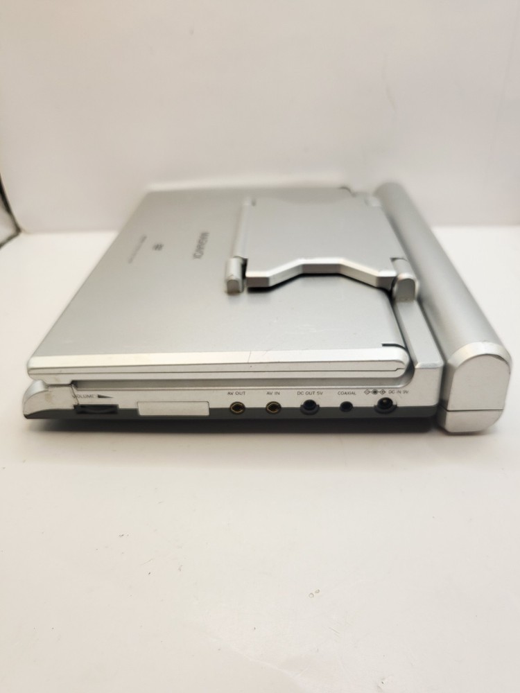 Magnavox MPD850 Portable DVD Player (8.5")