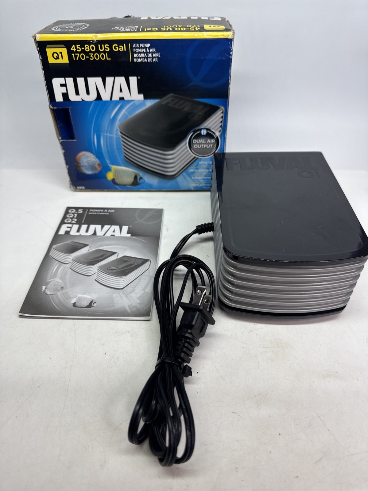 Hagen Fluval Q2 50-160 US Gal Adjustable Flow Control Air Pump - Working
