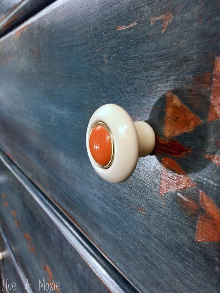 1-1/2" Ceramic Knob White with Orange Insert