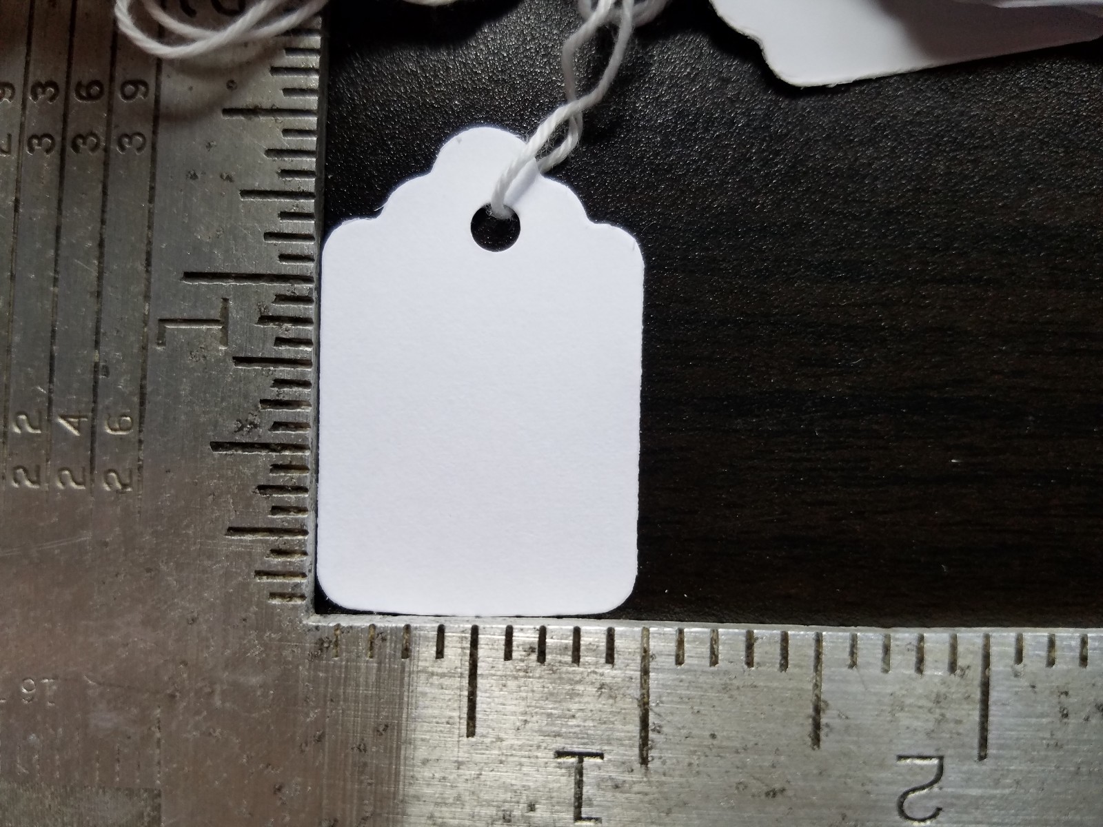 Blank White Merchandise Price Tags w/ String Retail Jewelry Strung Large Small
