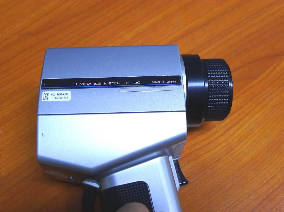 Konica Minolta LS-100 Portable precision spot luminance meter