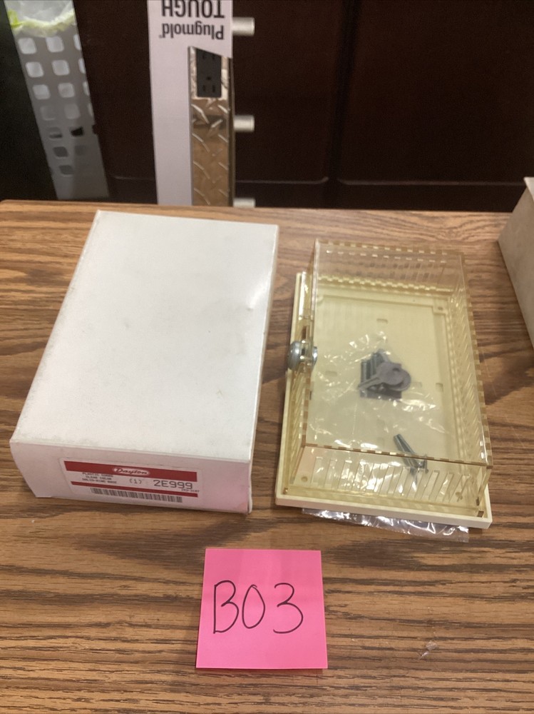 Dayton Clear Lockable Thermostat Cover Guard - 2E999