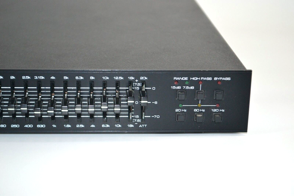 DBX 1531x Stereo / Mono Graphic Equalizer EUC Tested - Working