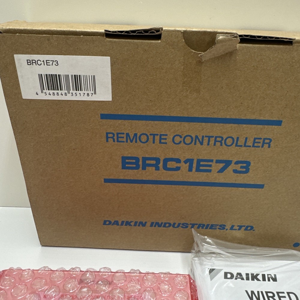 Daikin Industries LTD Remote Controller BRC1E73 New Open Box