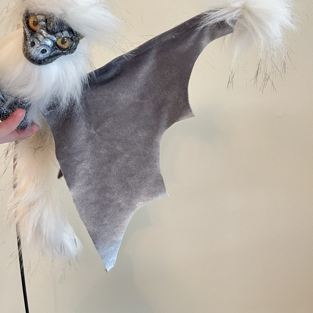 Imaginarium Albert Alfaro Winged Shoulder Dragon Puppet Drabbit Cable Silver 18”