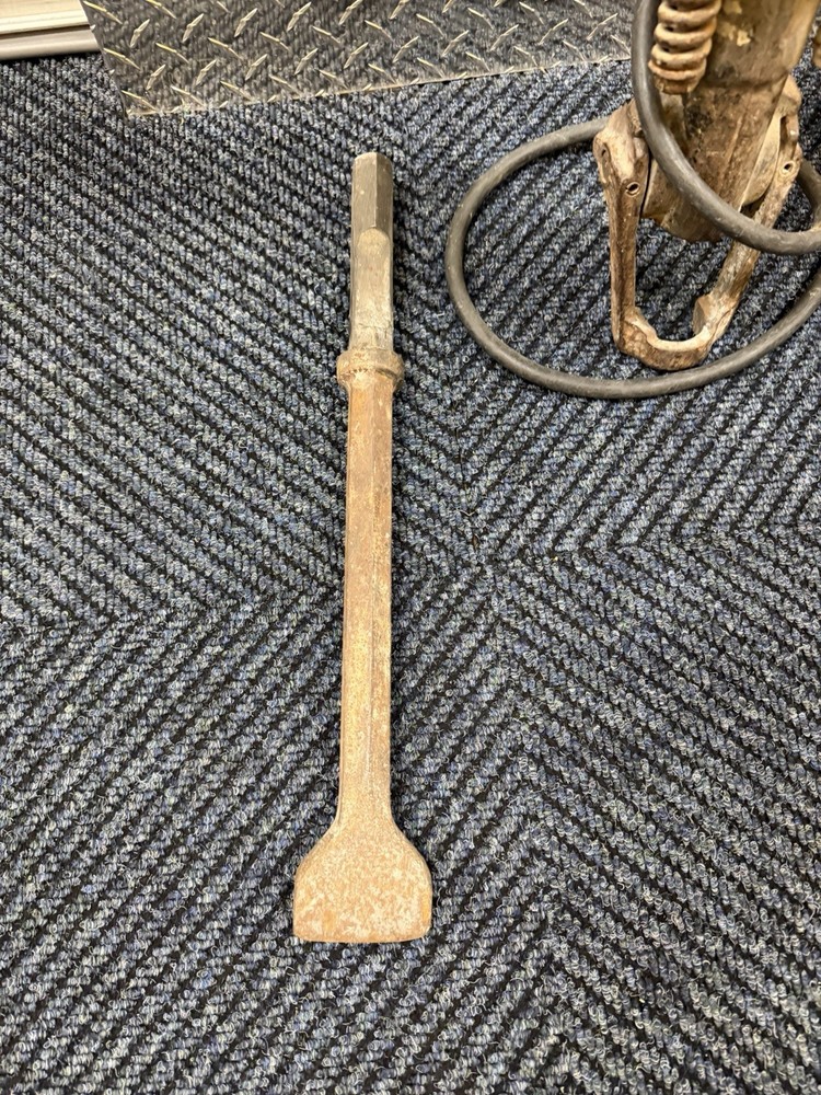 Bosch Brute Concrete hammer