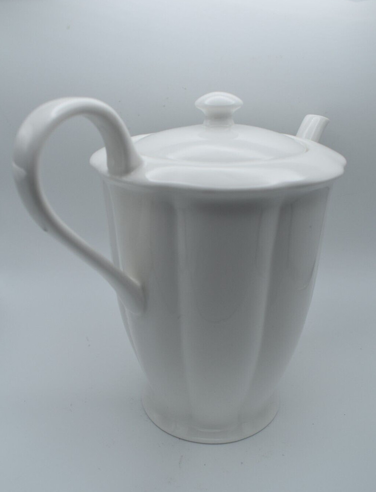 White Coffee Pot - 10 Strawberry Street