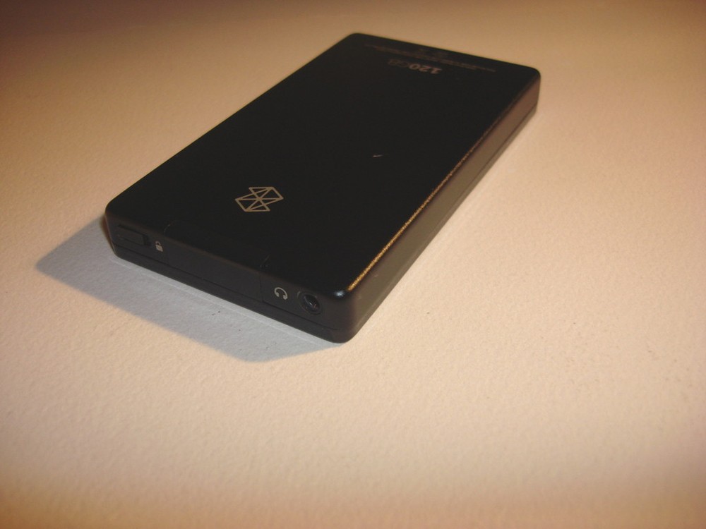 MICROSOFT ZUNE CUStOM BLACK/RED 120GB...NEW BATTERY...