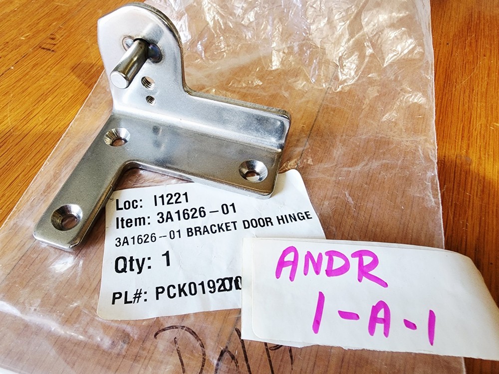 Hoshizaki 3A1626-01 Bracket Door Hinge