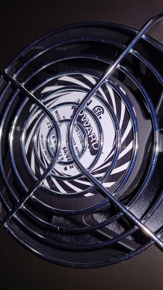 Allen Bradley 1389-M2 Mounting Rack / Chassis Module Ser A