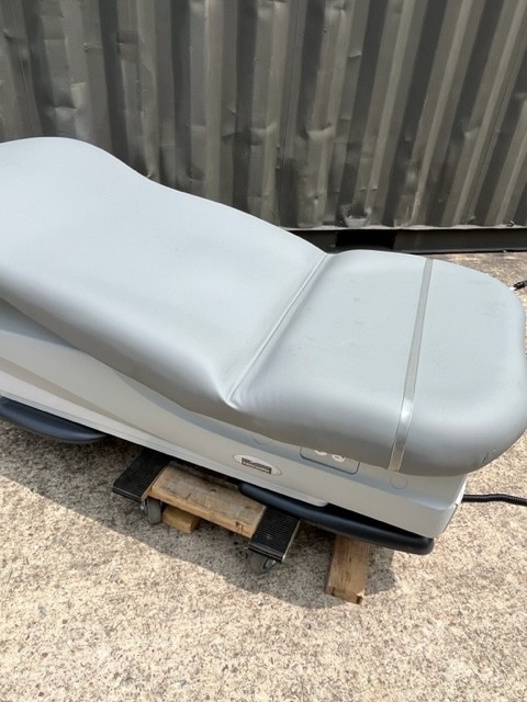 Midmark 626 Power Examination Table