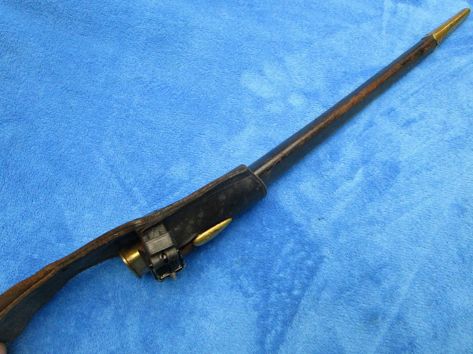 ORIGINAL ANTIQUE 19TH CENTURY US M1867 PEABODY SOCKET BAYONET AND SCABBARD