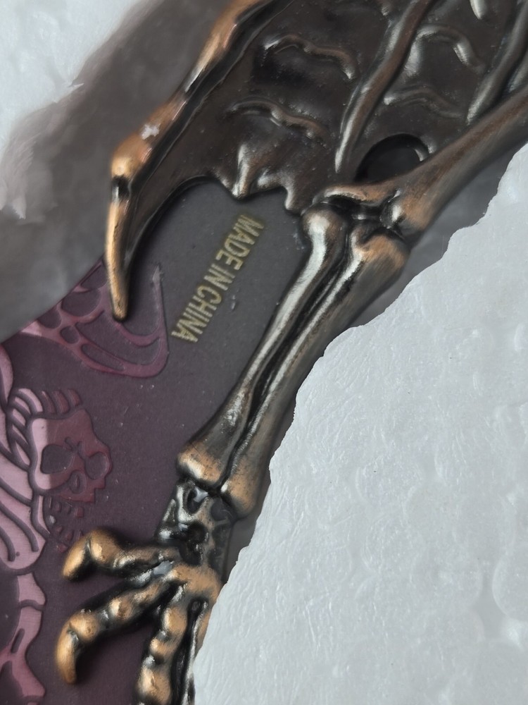 6” Waning Blood Moon Skull Dagger