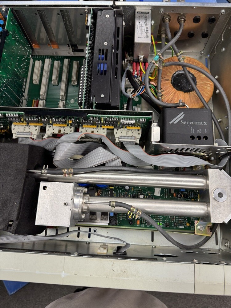 Servomex 4900 O2 Analyzer With CO