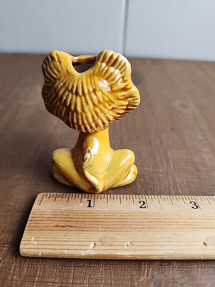 Vintage Tan Lion Ceramic Macrame Bead 2.5 Inch
