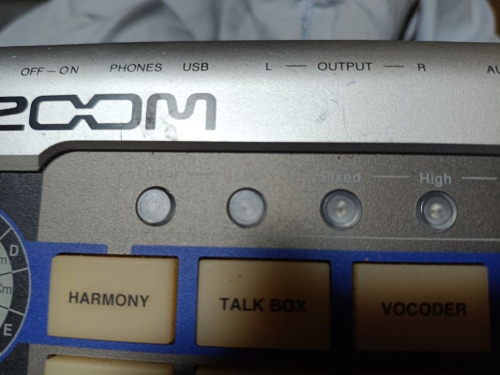 Zoom V3 Vocal Processor Vocal Effects Pedal #0015