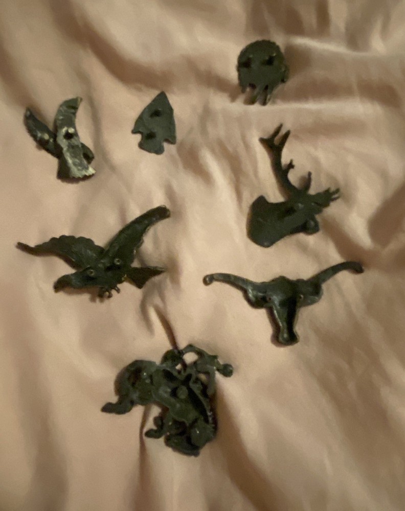 Metal Figures With Rivots