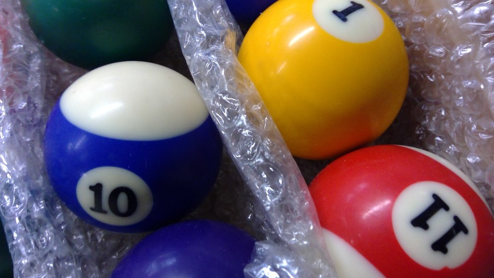 Complete Set Standard 2 1/4" Pool/Billiard Balls