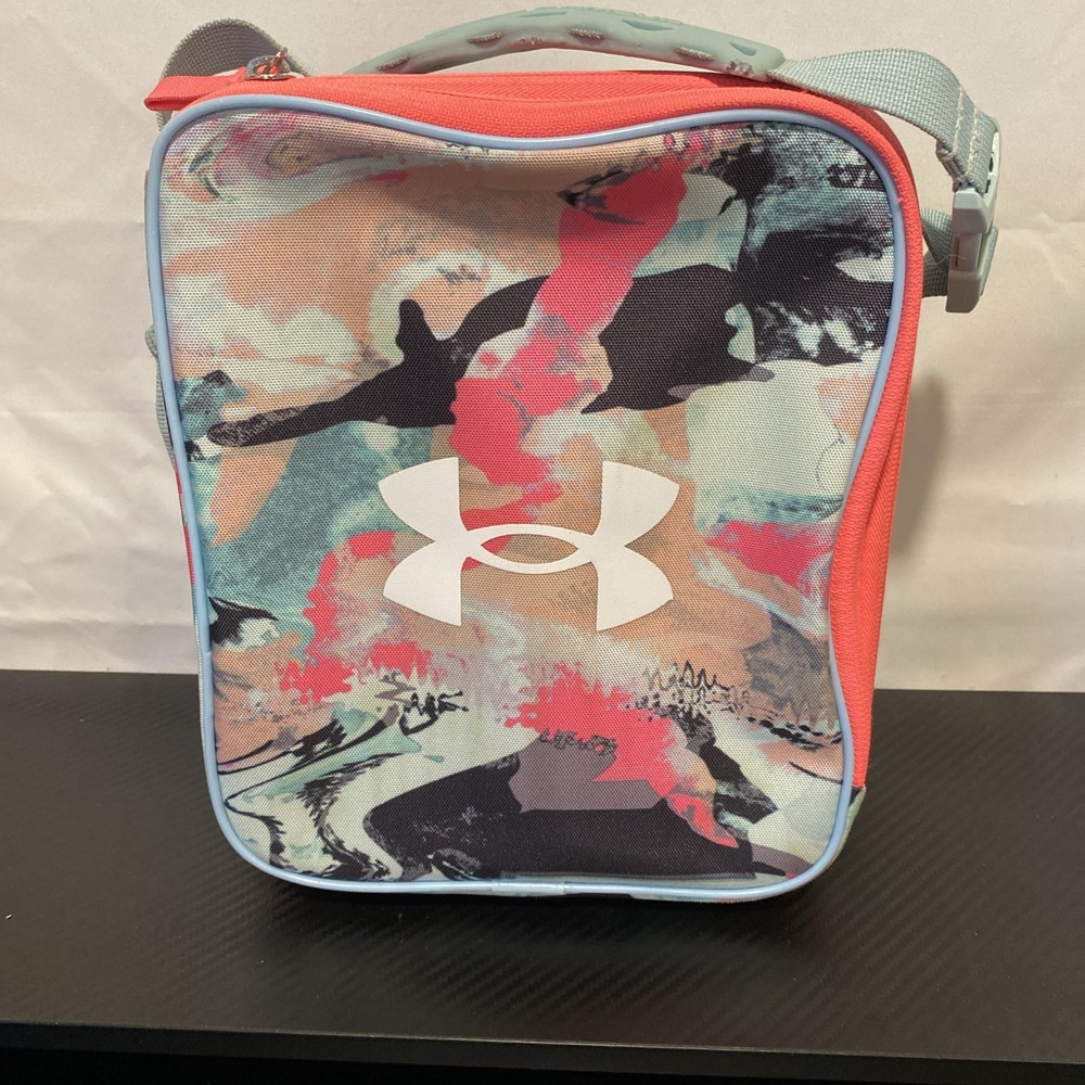 Under Armour Scrimmage  Lunch Box Zip With Handle