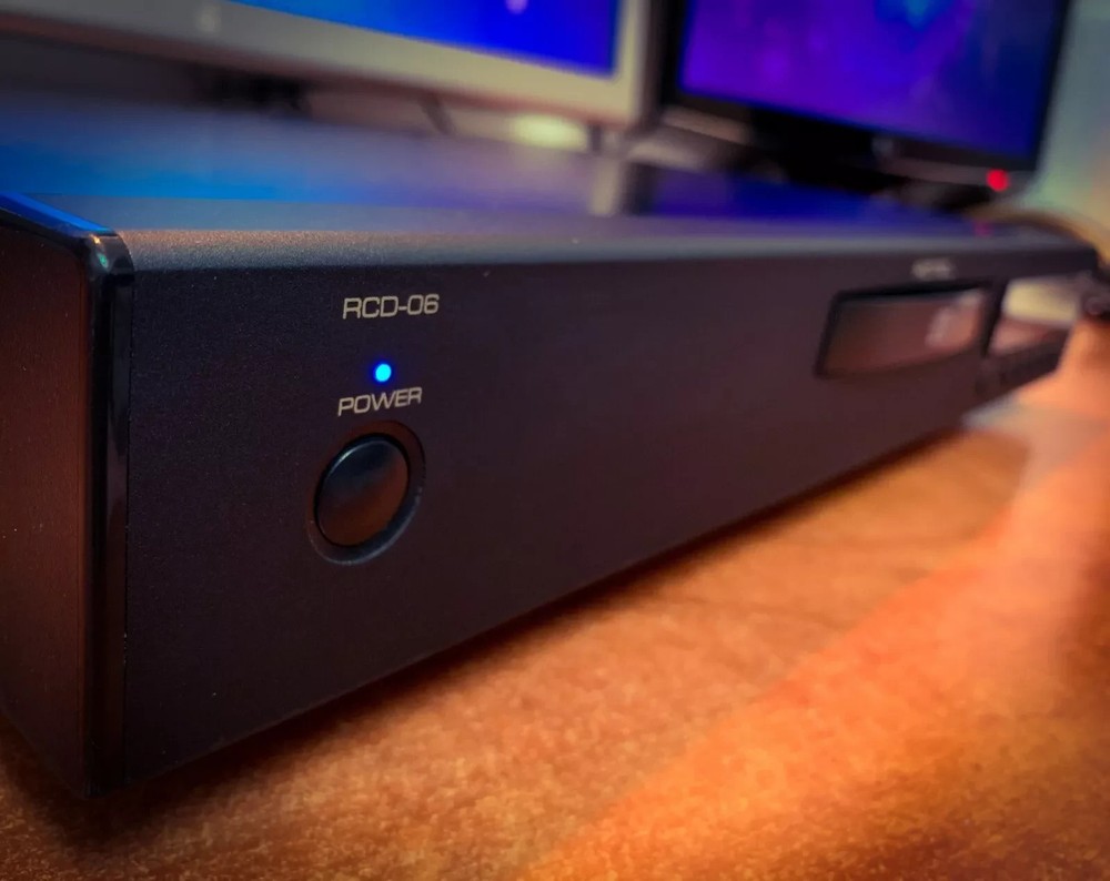 ROTEL RCD-06 🌈RaRe🌈 24-Bit Compact Disc Player