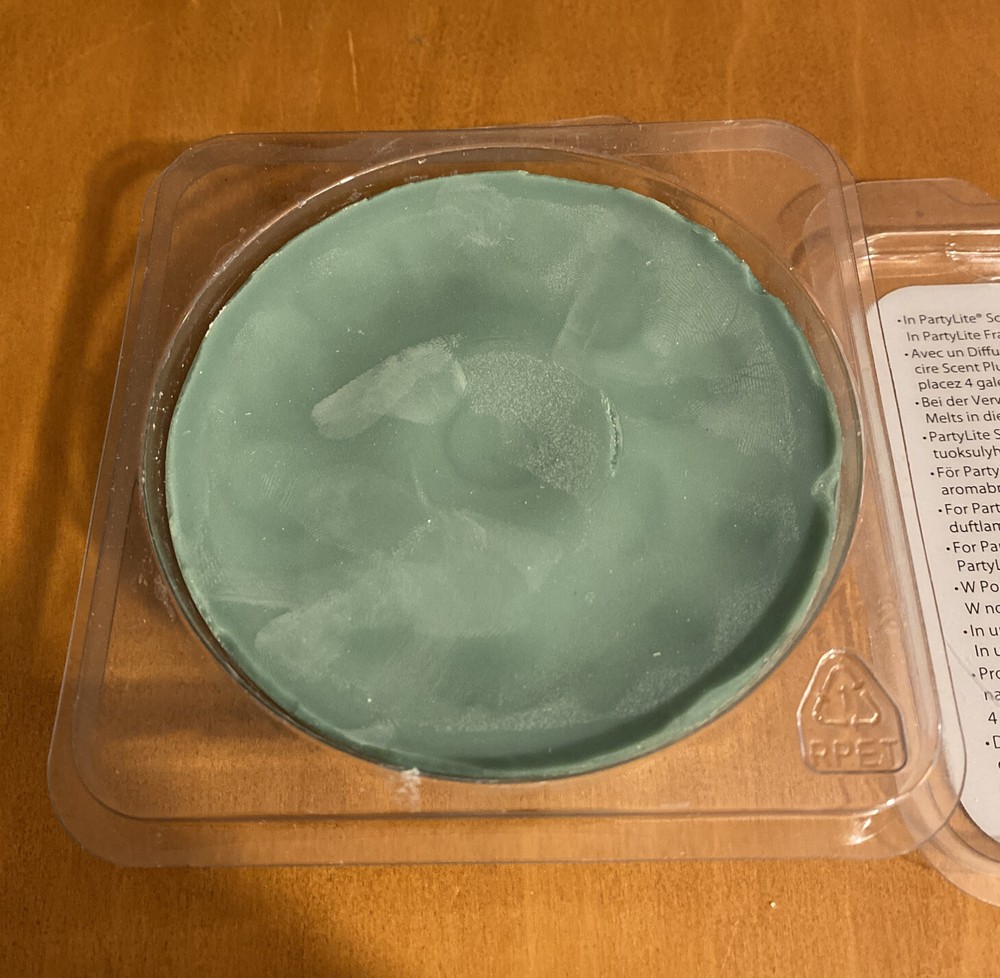 Partylite Scent Plus Melt Blackberry Cedar Leaf SX937