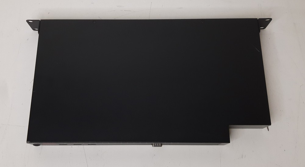APC KVM 2G Enterprise Analog 2 Local Users 16 Port Rackmount KVM Console