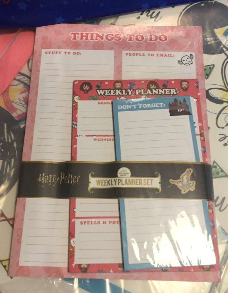 BNWT HARRY POTTER BUNDLE WEEKLY PLANNER DIARY SCHOOL NOTES WAND PEN PRIMARK