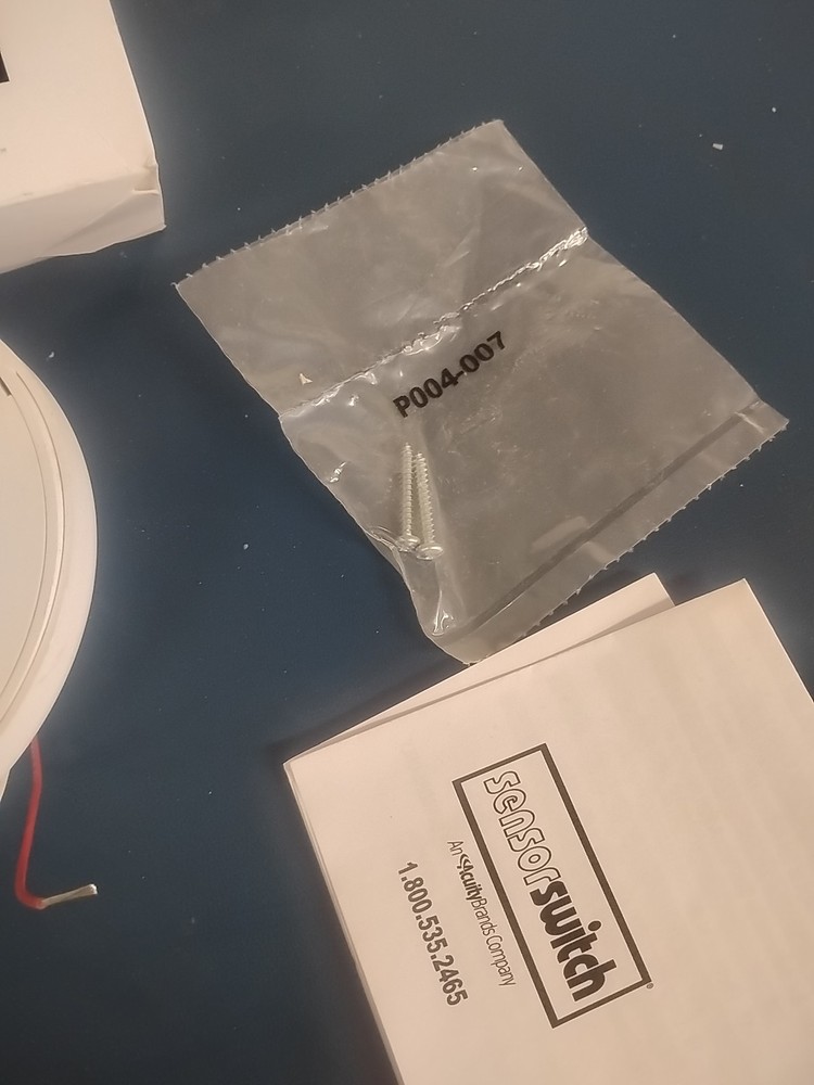 Acuity Controls CM PDT 9 LT Ceiling Mount Sensor Passive Dual Tech. 360 Lens.