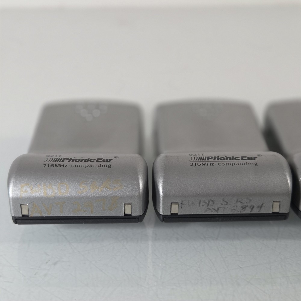 LOT OF 4 Bodyworn Transmitter 921T Radium 216MHz by Phonic Ear UNTESTED TURNS ON