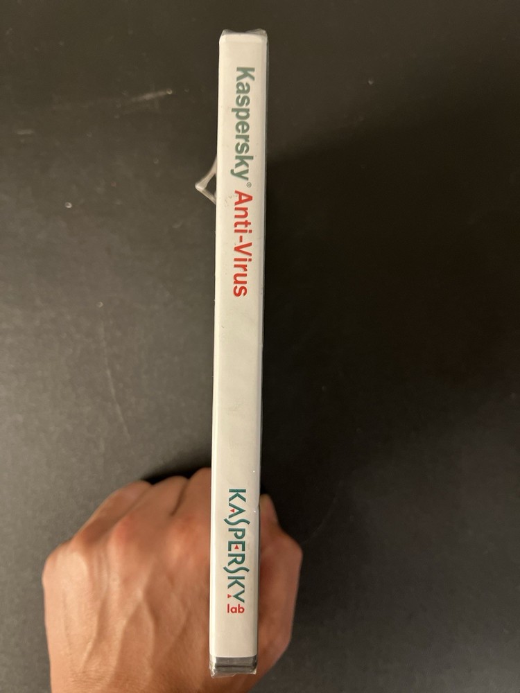 KASPERSLab Anti-Virus Protection PC Computer Security Software - New Sealed