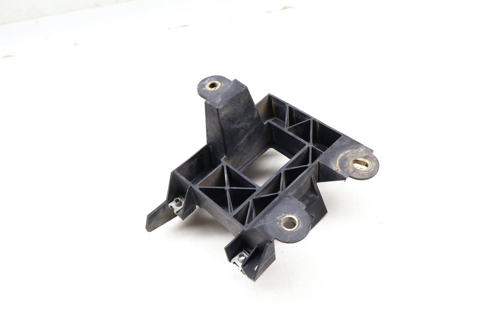 2015-2024 PORSCHE MACAN - LEFT LANE Change Assist Control Module Bracket