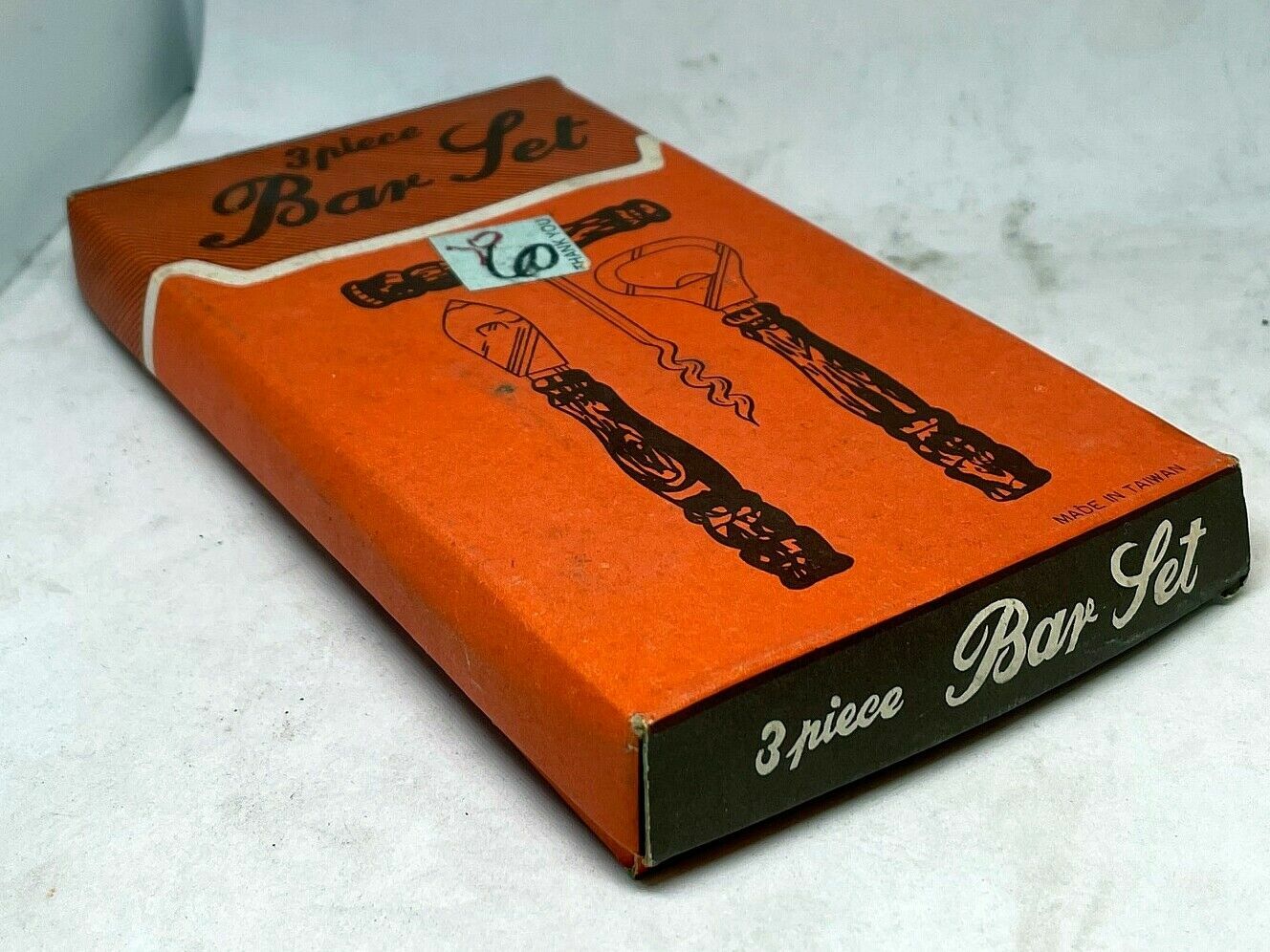 NEW NOS IN BOX VINTAGE 3 PIECE BAR SET CORK SCREW, BOTTLE & CAN OPENER